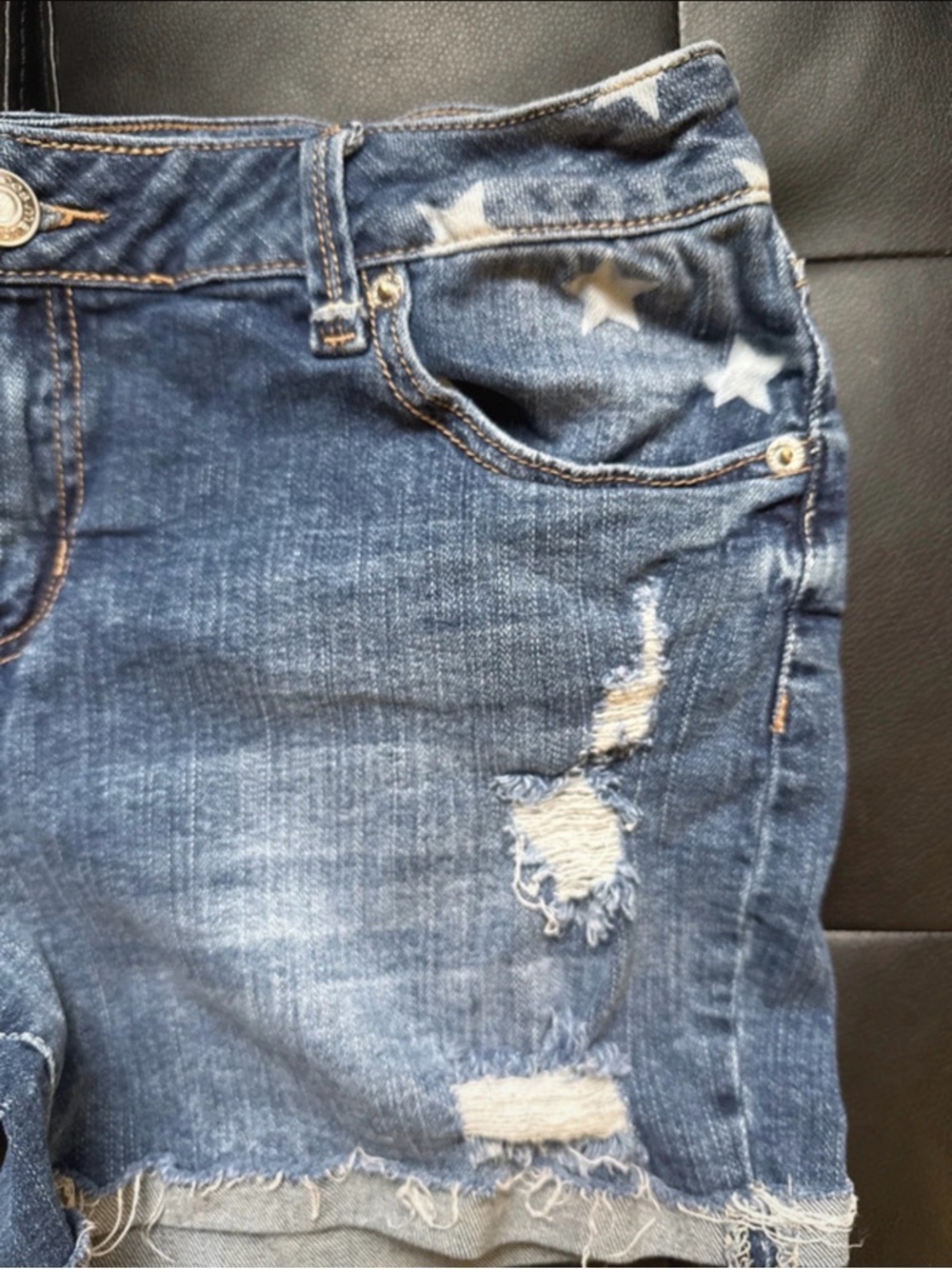 Maurices Junior’s Denim Shorts Size 11/12 - Picture 9 of 13